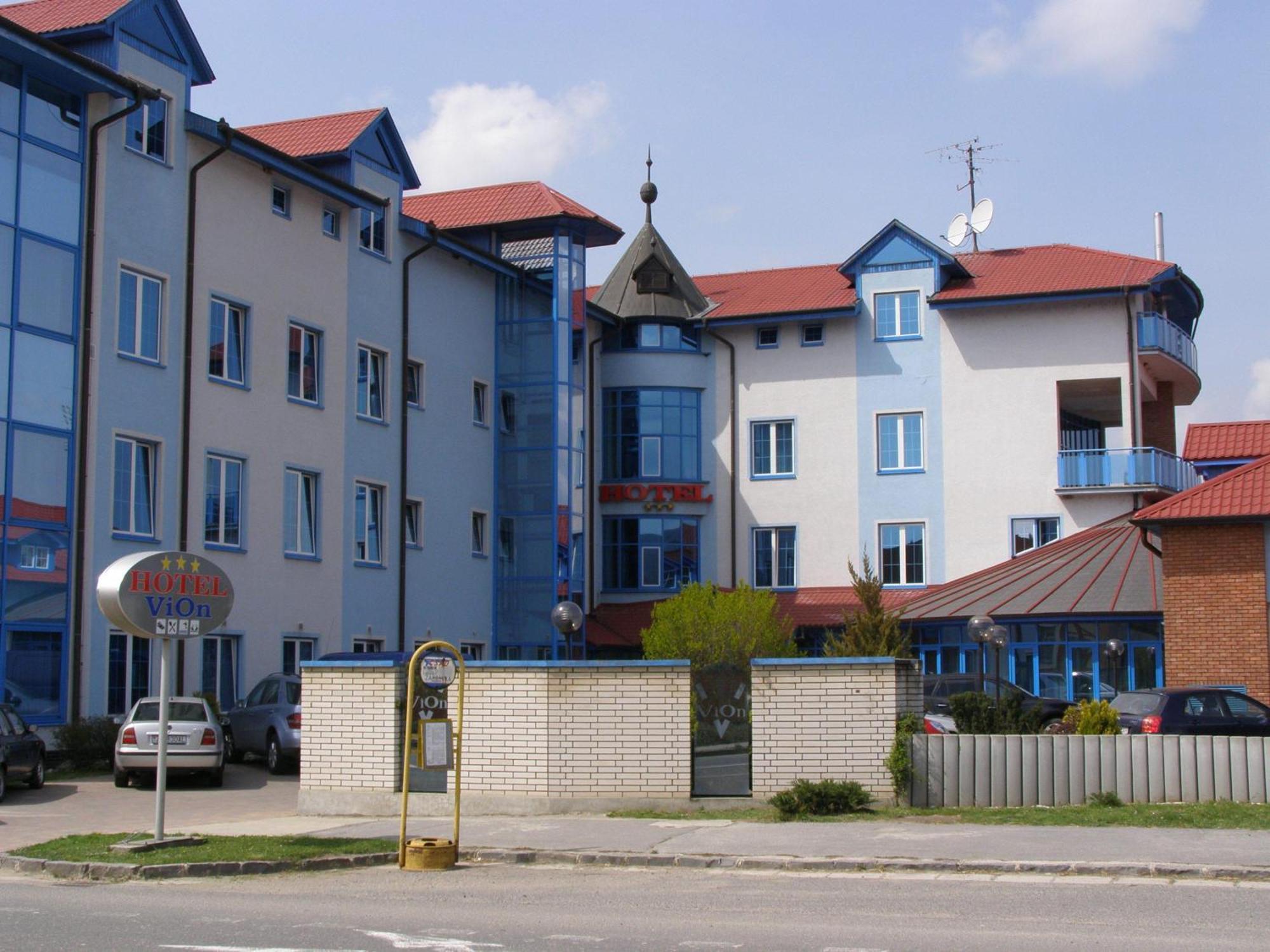 Hotel Vion Zlaté Moravce Eksteriør bilde