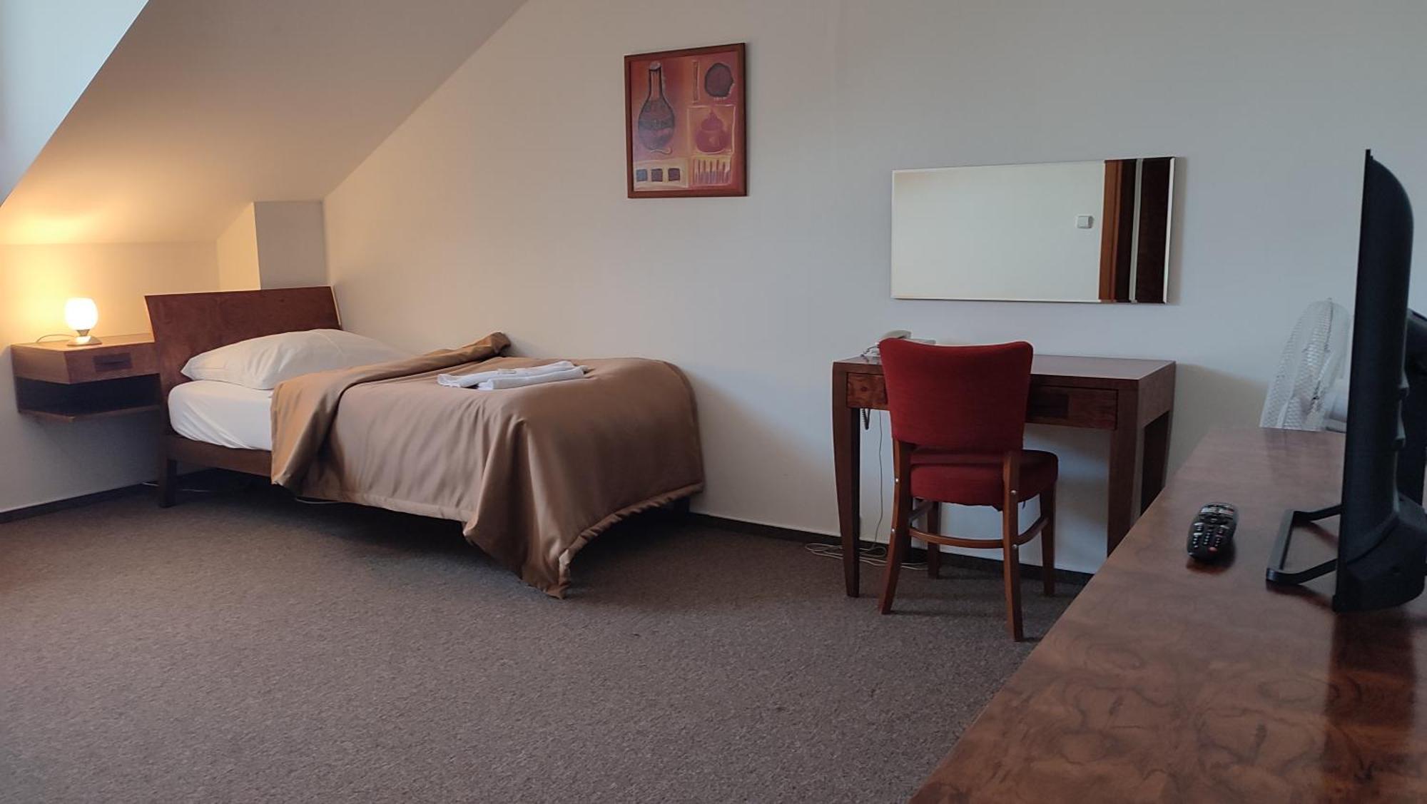 Hotel Vion Zlaté Moravce Eksteriør bilde