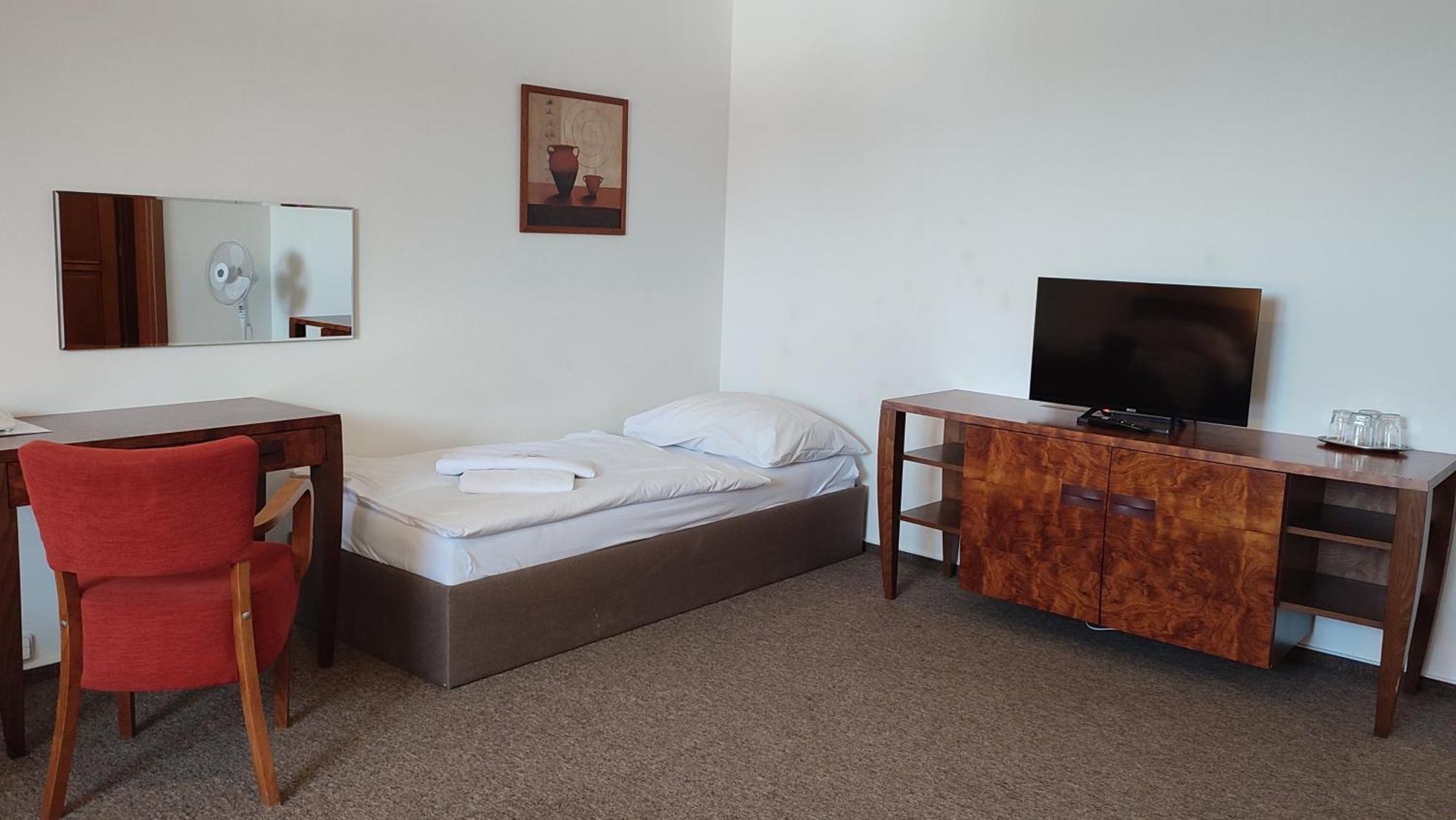 Hotel Vion Zlaté Moravce Eksteriør bilde