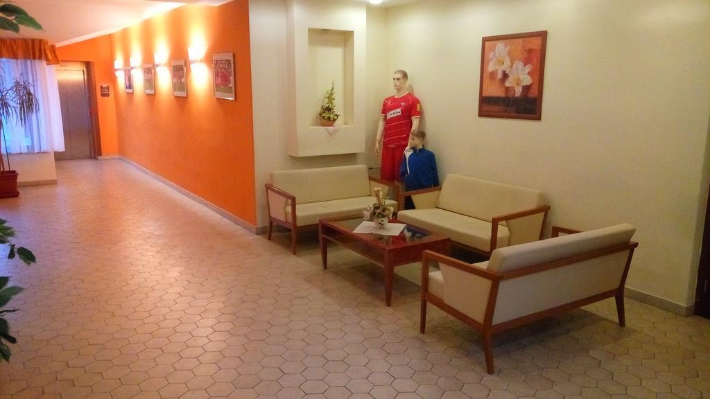 Hotel Vion Zlaté Moravce Eksteriør bilde
